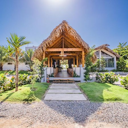 Coconut Paradise Beach Hotel Пахарито Экстерьер фото